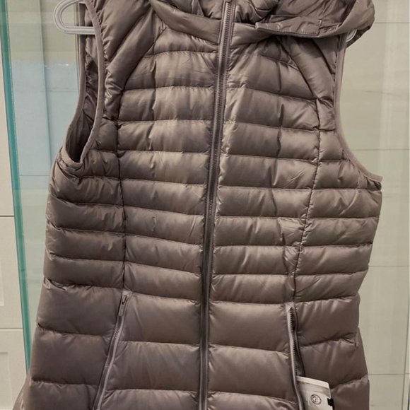 Lululemon Brave the Cold Vest - Picture 4 of 4